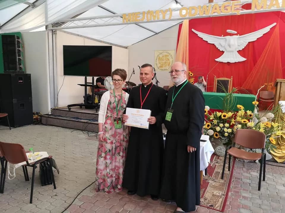 Przedstawiciele Szkoły Ewangelizacji Dobrego Pasterza podczas dołączenia do SESA Polska